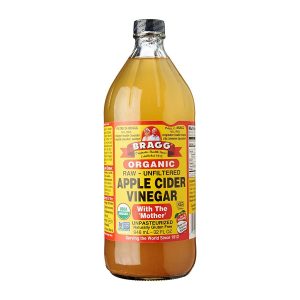 Raw unfiltered apple cider vinegar