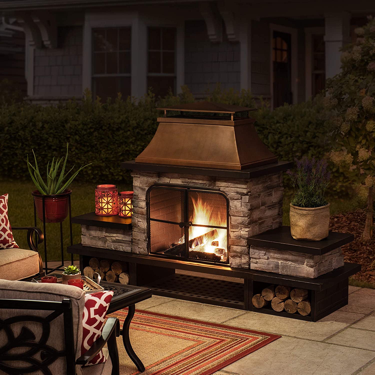 Best Outdoor Fireplaces: Wood Burning or Propane Gas For The Backyard?